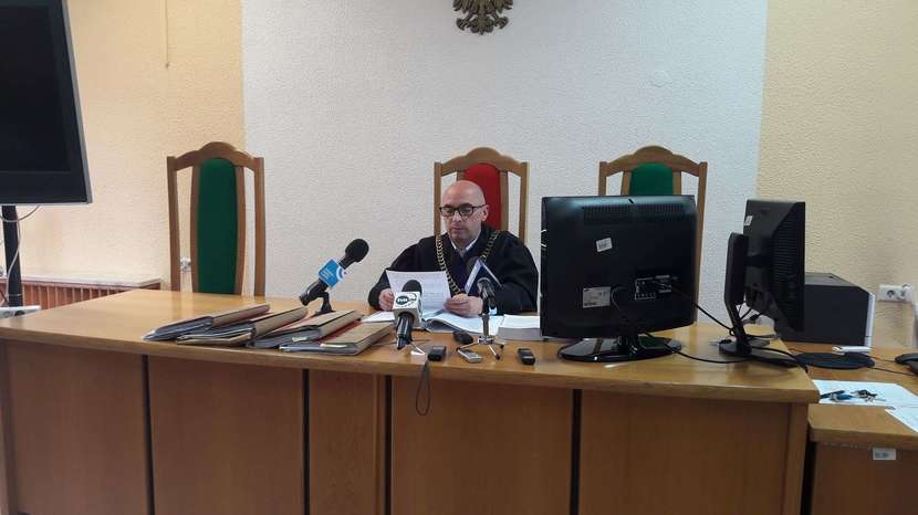 Sędzia  Piotr Pietraszek ogłosił wyrok w tej głośnej sprawie. Czeczeni zostali uznani za winnych/ fot.EB