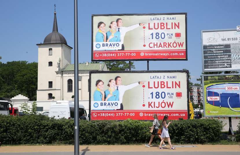 Do Chersonia na Ukrainie lata jeszcze z Lublina linia Bravo Airways. W lipcu, niedługo po uruchomieniu, przewoźnik zlikwidował lubelskie połączenia do Kijowa i Charkowa