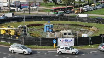 Chcą wstrzymania budowy Masztu Niepodległości w Lublinie. Co miało łączyć, zaczyna dzielić