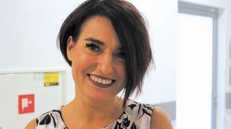 – Powinniśmy odejść od „hydraulicznej pedagogiki” – mówi Justyna Frankiewicz-Popiołek z Centrum Języka Angielskiego metodą Helen Doron i przedszkola „Kraina wiedzy” w Puławach, organizatorka konferencji poświęconej nowym sposobom edukacji