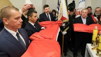 Lublin: Flagi poświęcone. Maszt przyjedzie w przyszłym tygodniu