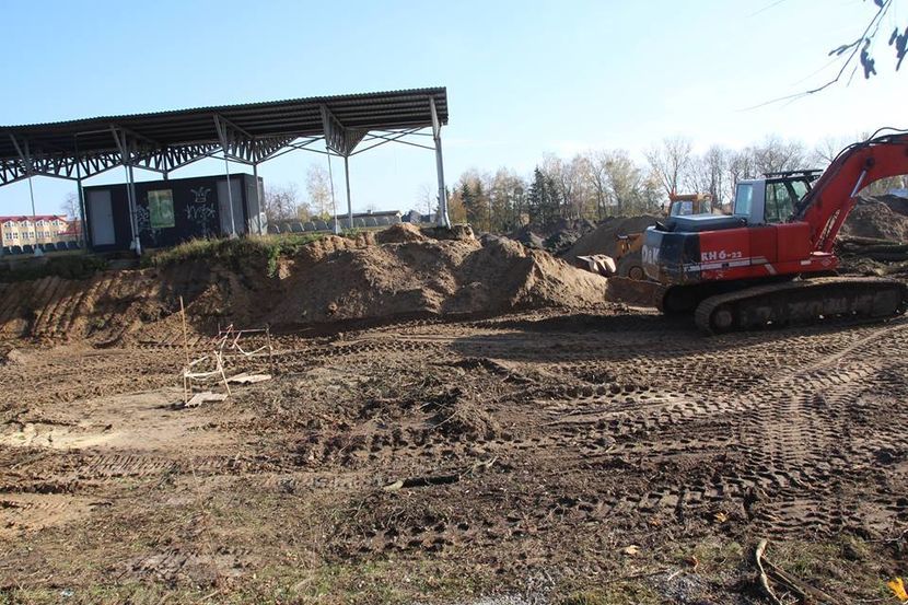 Budowa stadionu idzie zgodnie z planem- zapewnia główny wykonawca