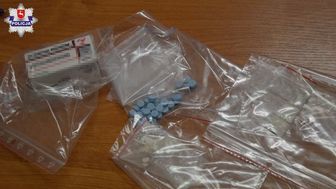 Policjanci odnaleźli narkotyki... schowane w bieliźnie