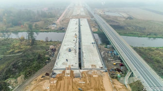 Postęp prac na budowie S17 do Warszawy. Kiedy pojedziemy całą trasą? [zdjęcia lotnicze]