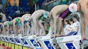 Marcin Stolarski (na zdjęciu w czepku reprezentacji Polski) jest jednym z nowych zawodników w AZS UMCS Lublin
