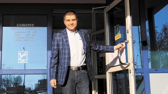 "Nie wiem czego mieliby się obawiać puławscy Cyganie". Rozmowa z nowym prezydentem Puław Pawłem Majem