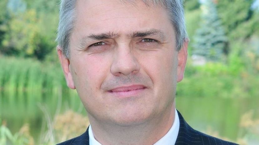 Zdecydowanym zwycięzcą wyborów na wójta gminy Markuszów został Leszek Łuczywek