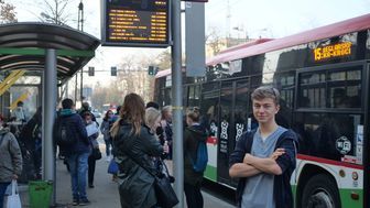 Temat pracy maturalnej Michał zaczerpnął z życia i zamiłowań - jest pasjonatem komunikacji miejskiej i codziennym jej użytkownikiem