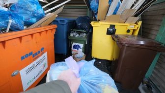 Duża zmiana przyzwyczajeń w kilku dzielnicach Lublina. Od 1 stycznia nowy system segregacji śmieci