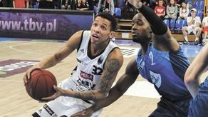 W czterech meczach w TBV Starcie Lublin Joe Thomasson zanotował średnio 19.5 punktu