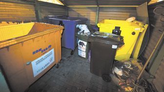 Radni dopytywali, czy podwyżek można uniknąć. Niektórzy doszli do wniosku, że sposobem na zmniejszenie kosztów może być… rzadszy odbiór odpadów