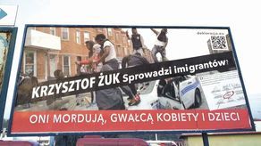 Zdjęcie umieszczone na billboardach, co bardzo szybko wychwycili internauci, pochodziło z zamieszek w Baltimore w USA