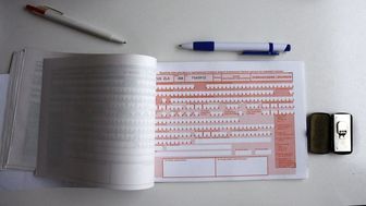 E-zwolnienia przegrały z systemem. "Zawieszał się, odmawiał dostępu, w końcu lekarz wypisał zwolnienie ręcznie"