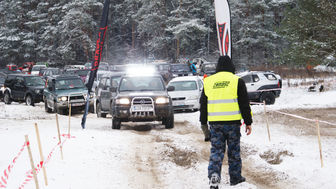 Zamosć: Samochody terenowe i zbiórka na prezenty dla dzieci [zdjęcia]