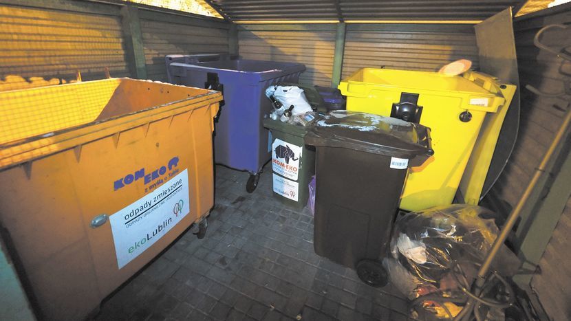 Od Nowego Roku już w całym mieście obowiązywać ma „kolorowy” system segregacji śmieci narzucony ogólnopolskimi przepisami