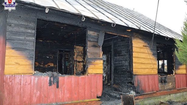 Pożar Drewnianego Domu W środku Znaleziono Zwęglone Zwłoki Dziennik Wschodni 2662