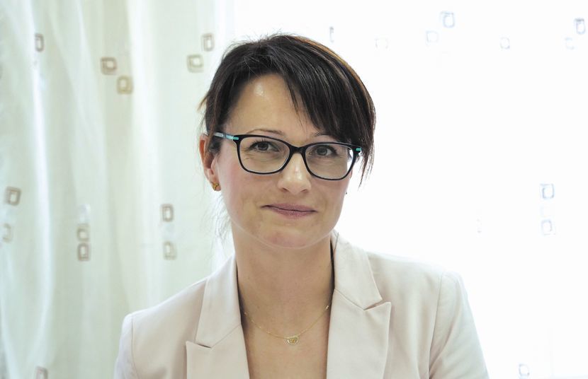Oficjalnym powodem rozwiązania umowy o pracę z Magdaleną Narodowiec jest likwidacja jej stanowiska w związku z reorganizacją urzędu