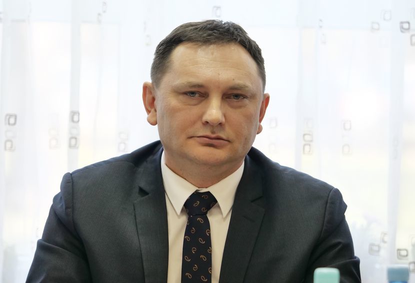Dariusz Kołodziejczyk przed objęciem funkcji sekretarza gminy Trawniki zrezygnował z członkostwa w PSL