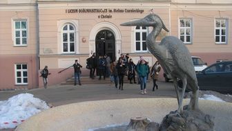 Zatrucie po studniówce, 180 osób z dolegliwościami. Są już wyniki badań próbek