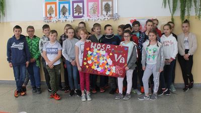 Kamionka: Uczniowie zagrali z Wielką Orkiestrą Świątecznej Pomocy [zdjęcia]