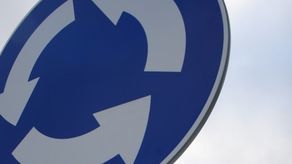 Podzielili pieniądze na wydatki powiatu kraśnickiego. Powstaną dwa ronda