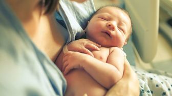 W ramach nowych standardów kobieta będzie poddana ocenie ryzyka i nasilenia objawów depresji poporodowej