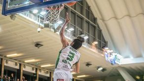 Brianna Kiesel powróciła po krótkiej przerwie do składu i zdobyła 17 punktów.