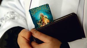 Fałszywi wysłannicy księdza proboszcza wyłudzają pieniądze od parafian