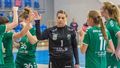 Monika Nóżka (w środku) i jej koleżanki miały okazję skonfrontować się z przedstawicielkami Superligi
