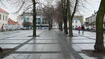 Plac Księcia Pawła Karola Sanguszki – to propozycja nazwy dla placu przed Urzędem Miasta