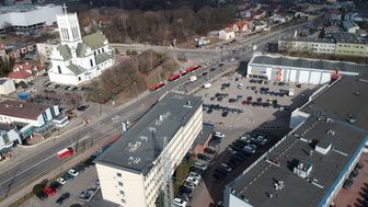 Inwestorzy oczekiwali również zgody na przesunięcie linii zabudowy praktycznie do samej ul. Wolskiej a nawet dojazdu do nowych bloków bezpośrednio z Drogi Męczenników Majdanka