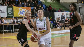 Kateryna Rymarenko była najskuteczniejszą zawodniczką Pszczółki – zdobyła 25 punktów.