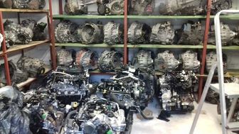 Zlikwidowana dziupla samochodowa. "Części są warte kilkaset tysięcy złotych" [zdjęcia]