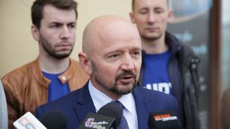 – Nie wspierajmy czegoś, czego jeszcze nie ma – apeluje Jacek Bury