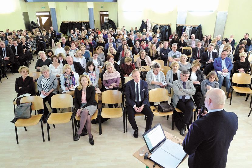 Niektóre wypowiedzi wicekuratora oburzyły nauczycieli