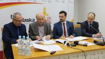 Podpisanie umowy na budowę ulicy Koncertowej w Białej Podlaskiej