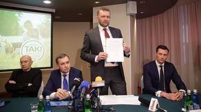 We wtorek na konferencji prasowej w hotelu Mercure Wojciech Dzioba podpisał oświadczenie, w którym zobowiązał się, że TBV Investment Sp. z o. o urządzi 75 ha parku naturalistycznego i przekaże go miastu za 1 zł w ciągu pięciu lat od rozpoczęcia pierwszego etapu inwestycji mieszkaniowych na górkach Czechowskich. Prezes przyrzekł także, że „pierwszy etap realizacji parku” odda jeszcze przed oddaniem kluczy do pierwszych mieszkań