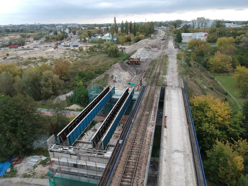 Dziś wznowiona ma być przebudowa linii kolejowej między Lublinem a Dęblinem, gdzie prace niemal całkowicie zamarły jesienią wskutek rezygnacji generalnego wykonawcy