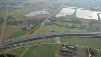 Lubelskie: Podpisano umowę ws. kolejnych trzech odcinków S17