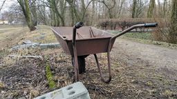 Park Ludowy został niedawno ogrodzony