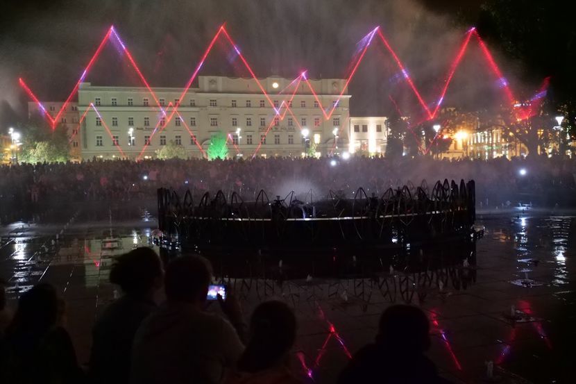 W multimedialnej fontannie na placu Litewskim po raz pierwszy pokazane będzie specjalne widowisko z okazji 450. rocznicy zawarcia unii lubelskiej