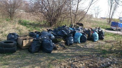 "Nie wstydzę się, że sprzątam po innych". Coraz więcej obywatelskich akcji sprzątania w Lublinie i regionie