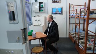 Lublin: Możesz poczuć się jak więzień. Zbudowali celę, w środku jest nawet telewizor [zdjęcia]