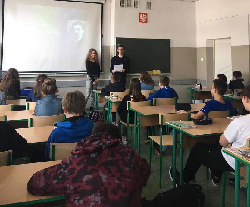 Uczniowie do tej pory przeprowadzali zajęcia w klasie 6 w Gimnazjum nr 24 w Lublinie, zorganizowali debatę w swojej szkole o działalności Macieja Rataja i rozdawali ulotki na jego temat