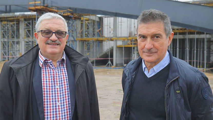 Kilka dni temu trener Cadenas (z prawej) odwiedził Puławy. Obok prezes klubu Jerzy Wiatszek