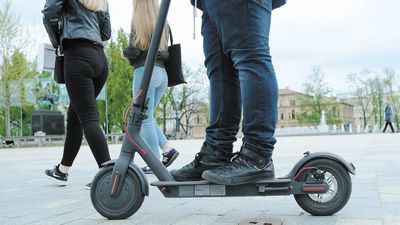 Elektryczne hulajnogi do wypożyczania wjeżdżają do miast. Co z Lublinem?
