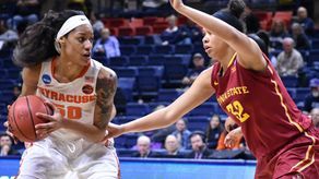 Briana Day (po lewej) ma stanowić o sile lublinianek pod koszem.