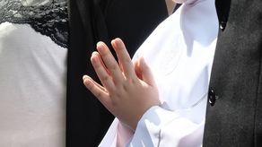 Komunia 2019. Jakie prezenty są teraz popularne? Ile kosztuje przyjęcie?