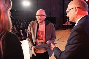 Za całokształt działalności nagrodzony został obecny na scenie od 50 lat wokalista Krzysztof Cugowski