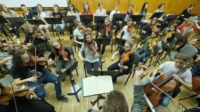 Tak brzmi młodość! Młodzieżowa Orkiestra Symfoniczna Filharmonii Lubelskiej szykuje się do koncertu